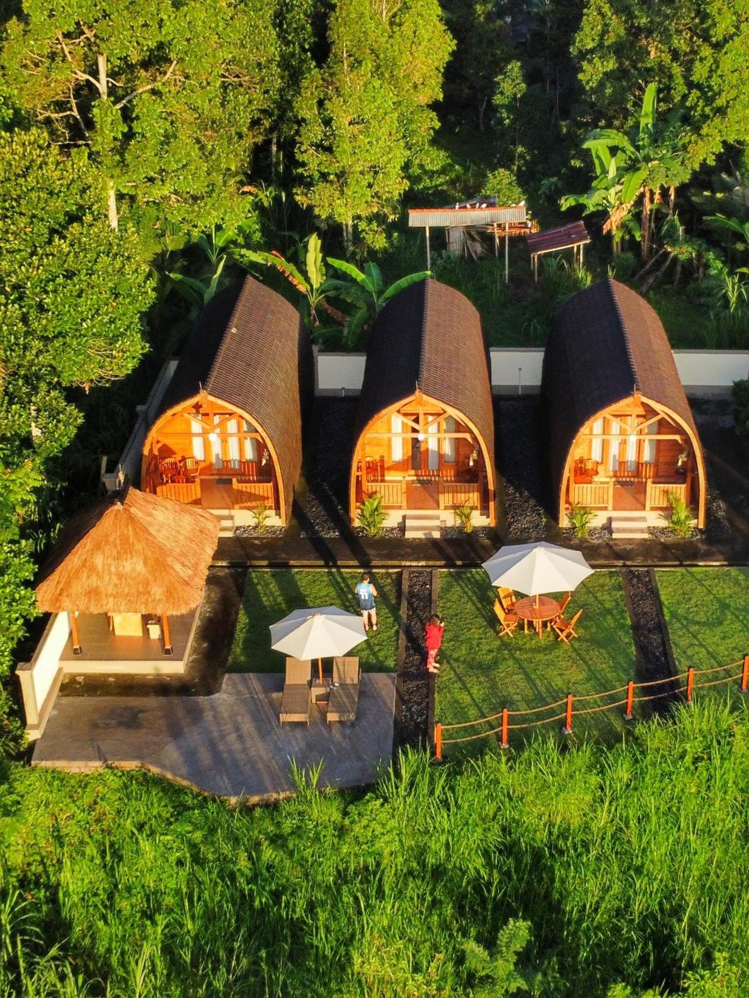 Besakih Homestay & Villa المظهر الخارجي الصورة